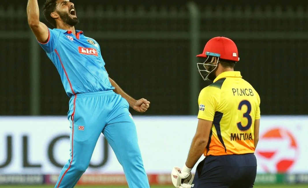 ওভার ১১–৩০: আহমেদাবাদের নীরব বিশ ওভার এবং চলতি মৌসুমের স্ট্রাকচারাল সংকেত ওভার ১১–৩০: আহমেদাবাদের নীরব বিশ ওভার এবং চলতি মৌসুমের স্ট্রাকচারাল সংকেত