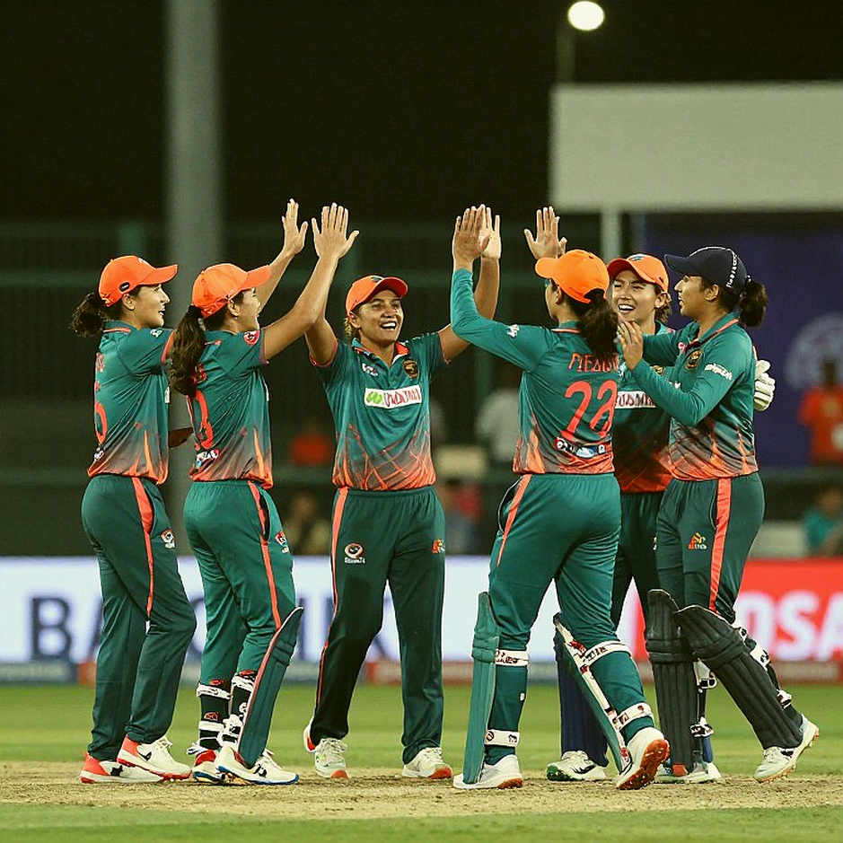 স্প্লিট ক্যাপ্টেন্সির নতুন অধ্যায়: ফারহানের টি-টোয়েন্টি দায়িত্ব, শাহিনের ওয়ানডে নেতৃত্ব ধরে রাখার গল্প স্প্লিট ক্যাপ্টেন্সির নতুন অধ্যায়: ফারহানের টি-টোয়েন্টি দায়িত্ব, শাহিনের ওয়ানডে নেতৃত্ব ধরে রাখার গল্প