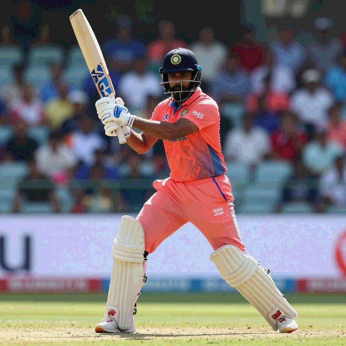 Lucknow's 14.4 Overs and Shreyas Iyer's 237.2 — The Light of One Innings and Its Shadow Lucknow's 14.4 Overs and Shreyas Iyer's 237.2 — The Light of One Innings and Its Shadow