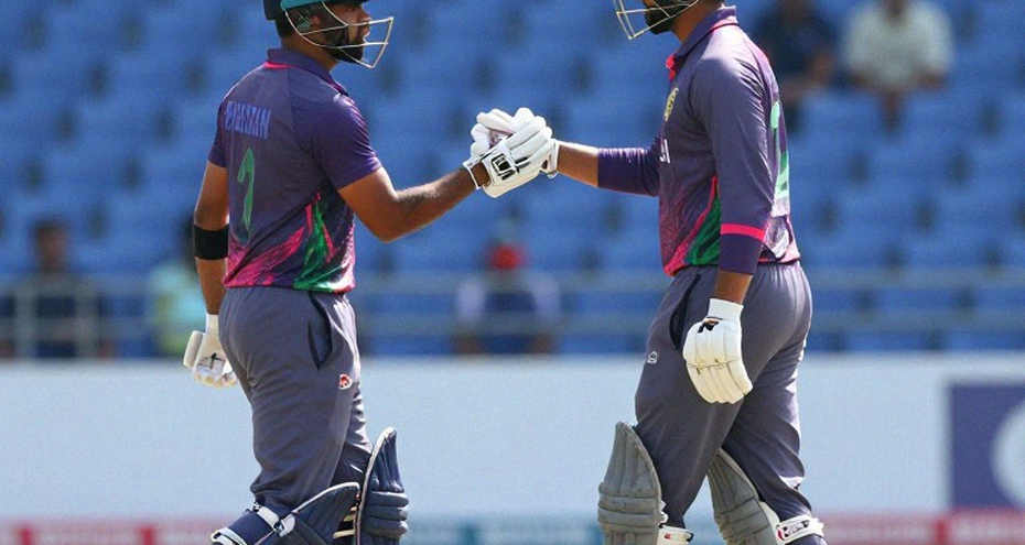 Empty Chairs, Full Dressing Room: UAE Cricket Searches for Its Own Empty Chairs, Full Dressing Room: UAE Cricket Searches for Its Own