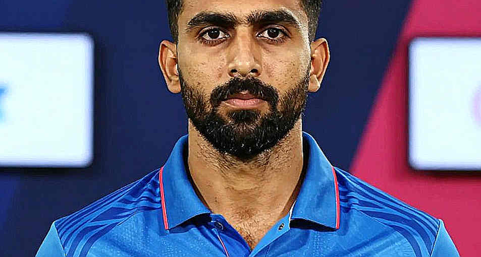 খালি ফাইল, ভরা বাজার: ট্রান্সফার উইন্ডোতে টেকে শুধু যাচাইযোগ্য সত্য খালি ফাইল, ভরা বাজার: ট্রান্সফার উইন্ডোতে টেকে শুধু যাচাইযোগ্য সত্য