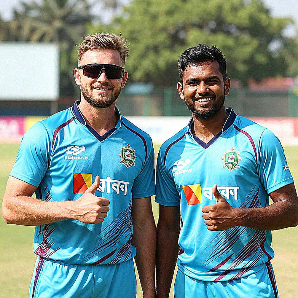 রাওয়ালপিন্ডির ট্রফি নয়, নভেম্বরের ফাইলটাই আসল — পাকিস্তান-শ্রীলঙ্কা সিরিজের ভেতরের হিসাব রাওয়ালপিন্ডির ট্রফি নয়, নভেম্বরের ফাইলটাই আসল — পাকিস্তান-শ্রীলঙ্কা সিরিজের ভেতরের হিসাব