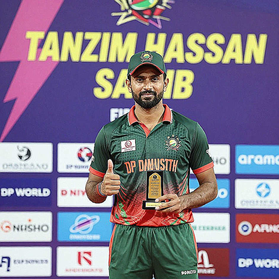 ভরা ক্যালেন্ডার, খালি গ্যালারি: এশিয়ার ক্রিকেটে শ্রমের খাতা কে রাখে ভরা ক্যালেন্ডার, খালি গ্যালারি: এশিয়ার ক্রিকেটে শ্রমের খাতা কে রাখে